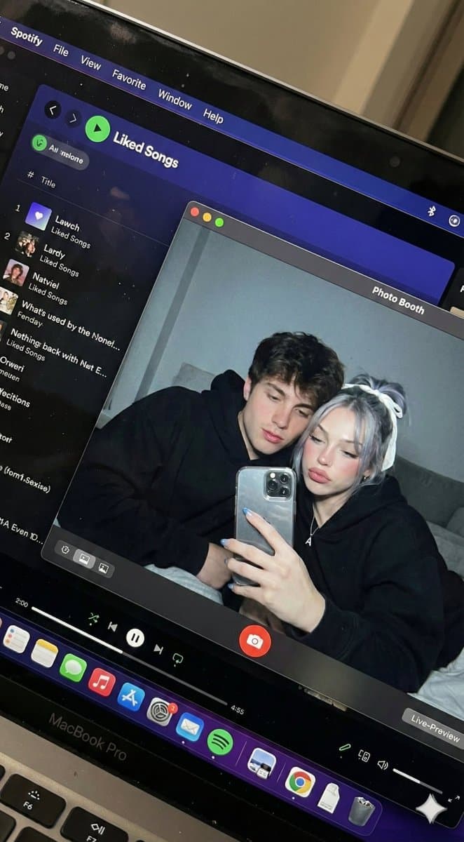 MacBook selfie (couple version)